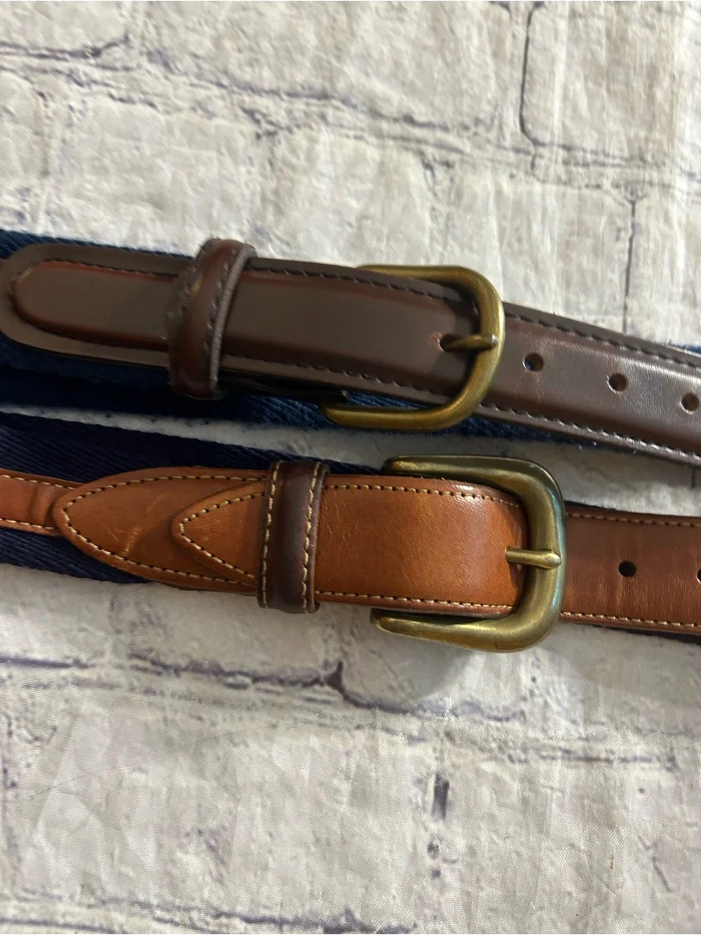 ROUNDTREE & YORK NAVY/BROWN BRASS BUCKLE AND NAVY WITH BROWN BRAIDED MEN BELTS